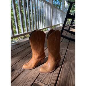 Vintage Frye Tan Cowboy Boots Size 6